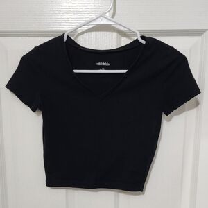 Women's Black V-Neck Crop Top